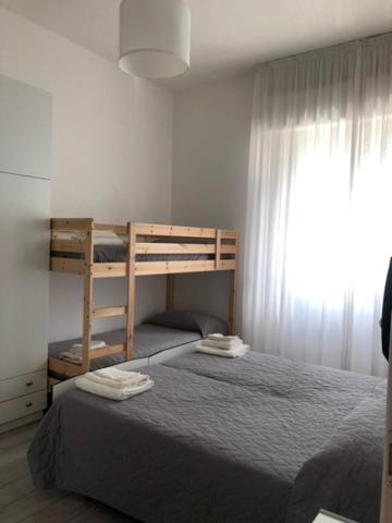 Hotel Oria Римини Экстерьер фото